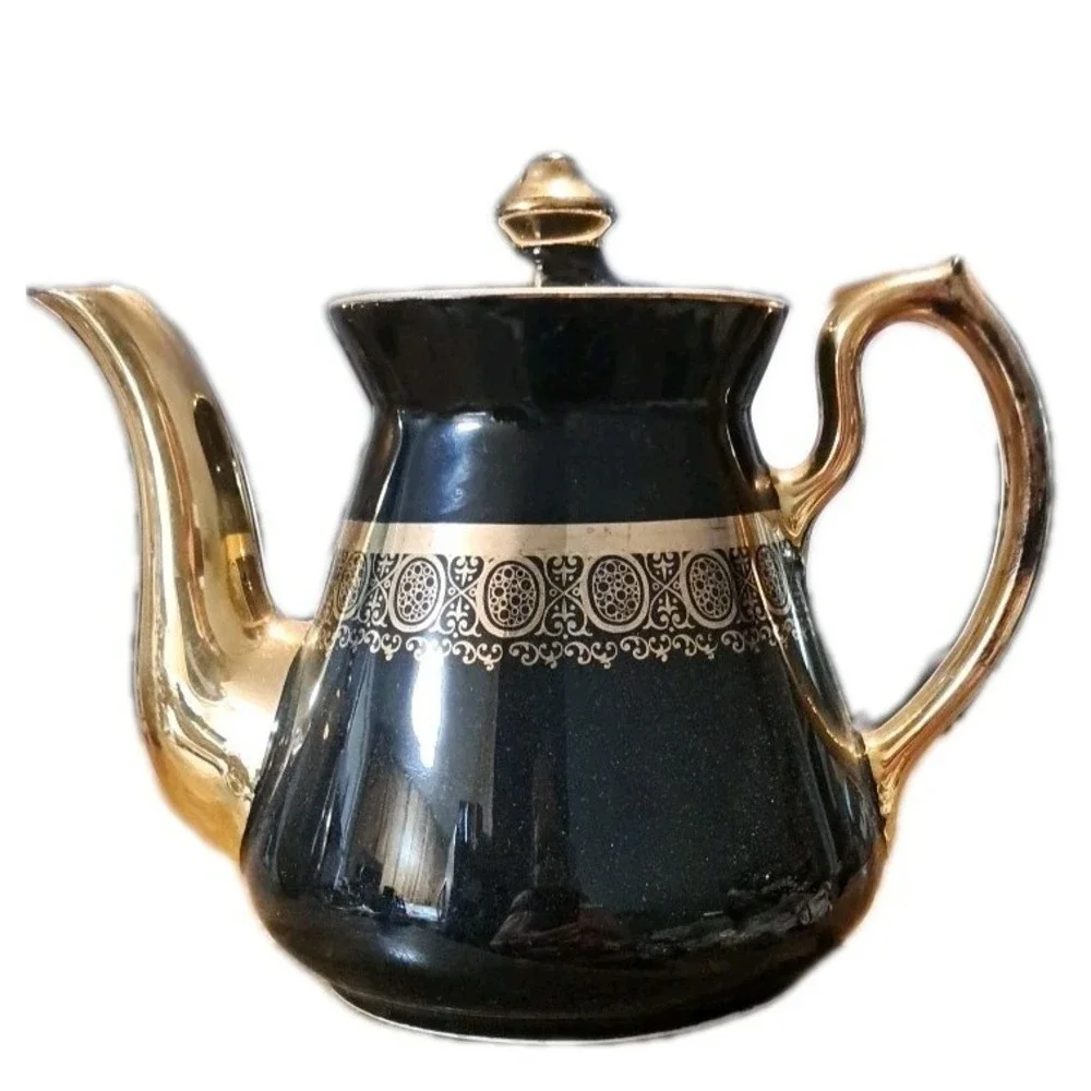 Vintage Hall China Black & Gold Philadelphia Teapot Heavy Gold Trim Made In USA